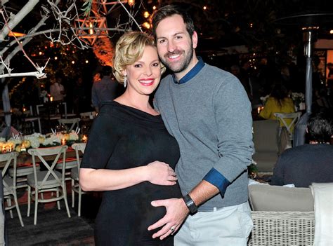 katherine heigl nudes|Katherine Heigl and Josh Kelley Posed Nude for 10th Anniversary。